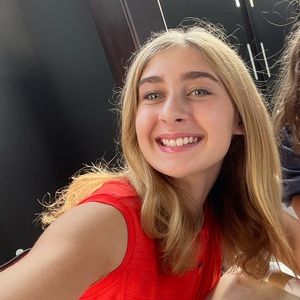 Meet your Posher, Kendall